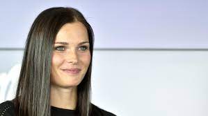 Her last result is a ab in the 2019/20 garmisch super g. Erste Schwunge In Sudtirol Anna Veith Zuruck Auf Schnee Ski Alpin Sportnews Bz