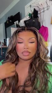 TELFYYYY @shessoprada