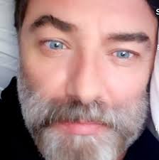 Oskar Aramburu Peluqueros