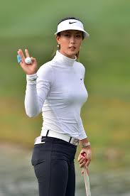 Lpga tour content producer hope barnett recently hosted an instagram live q&a session with lpga tour veteran and newly appointed solheim cup team usa assistant captain michelle wie west. Lmm1rci025sbxm