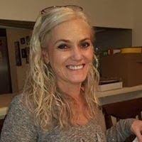 Kelly Patten's Instagram, Twitter & Facebook