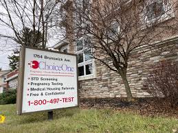 Deceptive marketing by crisis pregnancy centers prompts bills, consumer  alert • New Jersey Monitor