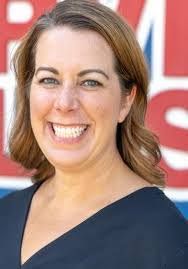 Lauren Lammers's Instagram, Twitter & Facebook