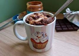 10 Recettes De Mug Cakes Pretes En Moins De 2 Min Chrono Easy Desserts Desserts Savoury Cake