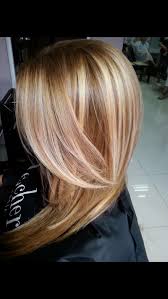 This look strikes the perfect balance between red and blonde, making it a great choice for natural redheads looking to go give honey blonde hair with caramel swirls a whirl! Warm Highlights Blond Carmel Carmel Hair Carmel Blonde Hair Warm Blonde Hair