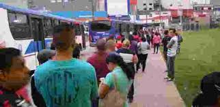 De acordo com o metrô, o movimento. Greve Parcial De Trens Em Sp Prejudica 780 Mil Passageiros 11 04 2017 Uol Noticias