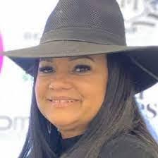 Angela Smithhart's Instagram, Twitter & Facebook