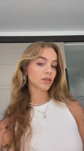 Dena Fulton's Instagram, Twitter & Facebook