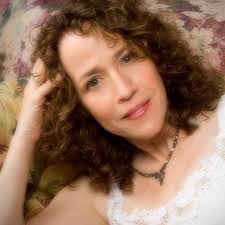 Review: Ruth Carlin at the West Bank Cafe