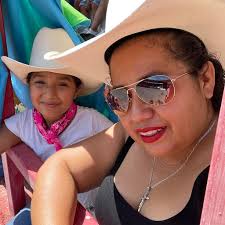 Un día especial para un gran amigo y líder del Mpio hermano de  #BuenavistaDeCuéllar, el Profr. #IsidroBotello. Después de 37 años de  servicio trabajando en la Escuela Telesecundaria de la comunidad, hoy