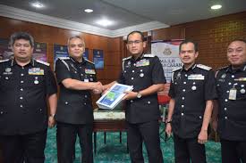 We did not find results for: Imigresen Malaysia On Twitter Majlis Pelancaran Prosedur Kualiti Operasi Dan Prosedur Kualiti Sokongan Disempurnakan Oleh Ketua Pengarah Imigresen Ybhg Dato Indera Khairul Dzaimee Bin Daud 21 Januari 2020 Ibu Pejabat Jabatan Imigresen