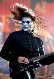 Il occupait également la place de guitariste dans le groupe murderdolls. Slipknot S Paul Gray Joey Jordison Is Not Dying Gigwise