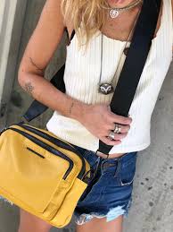 אתה בעל העסק לסטר ורוצה לעדכן שעות פתיחה? Holiday Sale Vibes Laster Fine Bags And More ×œ×¡×˜×¨ Facebook