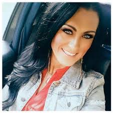 Aimee Thacker's Instagram, Twitter & Facebook