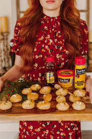 Honey, clover, bottle 24 oz premium. Danielle Victoria Holiday Appetizer With Sue Bee Honey