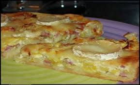 Quiche Poireaux Chevre Lardons A La Creme Fraiche Ingredients 250 G De Pate Brisee Ou Une Pate Toute Prete 3 Poi En 2020 Quiche Poireaux Quiche Recettes De Cuisine