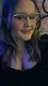 Josie Bergman's Instagram, Twitter & Facebook