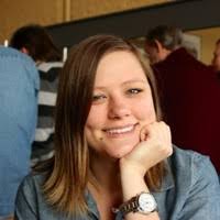 I'm looking for a Product Designer to join my team at Function of Beauty  (freelance or full-time). Please let me know if there's anyone in your  network who may be interested!