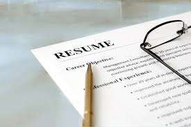 ways candidates lie on their resumes