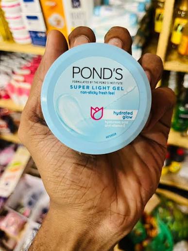 Ponds Super Light Gel