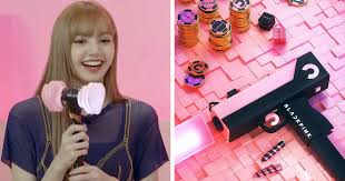 Stay warm while watching online concerts. Yg Entertainment Designer Revealed An Alternate Version Of Blackpink S Lightstick Koreaboo