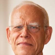 Wolfgang HOFFMANN-RIEM