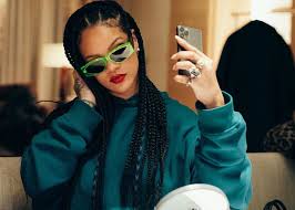 See more ideas about rihanna, rihanna style, rihanna fenty. Rihanna Says New Music Is Coming Sooner Than Fans May Think