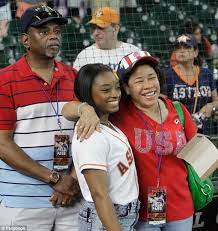 Simone biles shared a video of her double tuck out of a double layout, saying she hasn't done the gymnastics move since she was 13 years old. Simone Biles Biological Mom Reveals Rift After She Was Forced To Give Her And Siblings Up Daily Mail Online