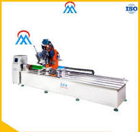 Máquina automática para fabricação de escovas industriais – Alta eficiência  e personalizável
