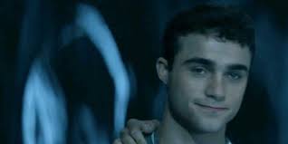 How Old The Superman & Lois Cast Is Compared To Their Characters