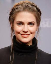 Laura Berlin (@lauraberlinig) • Instagram photos and videos