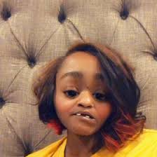 LeQuisha Smith (mmmmmom)