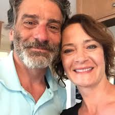 Hello, maybe not the best group to ask. Beeing a Little bored with european  seeds Banks , i would like to purchase american feminised seeds. Do you  have some good advice about