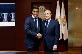 This is the profile site of the manager florentino pérez. Rmadridhome Pa Twitter Florentino Perez Every Time We Welcome A Great Player We Madridistas Feel A Sense Of Great Joy But Today This Is A Special Occasion Since We Are Welcoming Back