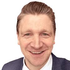 Conference Coverage with Social Media