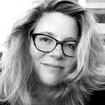 Hilda Geer's Instagram, Twitter & Facebook