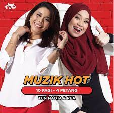 Terdahulu, tun nadia merupakan juara projek radio anjuran stesen radio hot fm. Penyampai Baru Hotfm