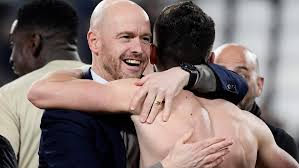 Damit ist zwar nicht gesagt, dass erik ten hag nie zum deutschen rekordmeister zurückkehren wird, denn er beteuerte auch seine verbindung zum fcb. Trainer Erik Ten Hag Begeistert Mit Ajax Ruckkehr Zum Fc Bayern Fussball International Sport Bild