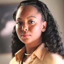 Eli Ferreira, a Laura, de Mar do Sertão, já venceu concursos de beleza