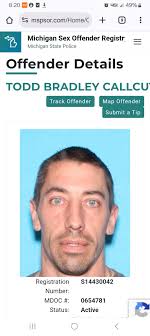 So there was a guy selling bird houses at tsc today does anyone know who it  was and how I can get a hold of him by the time I got there