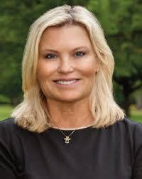 Cecilia Carson's Instagram, Twitter & Facebook