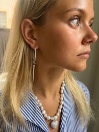 Signature Vanity White Pearl Necklace