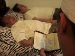 Sholat dalam tafsiran bahasa artinya berdoa atau memohon kepada allah, sedangkan menurut istilah adalah ibadah yang tersusun dari beberapa perkataan atau. Waktu Solat Malaysia Waktu Solat Dot Net