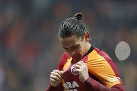 Galatasaray şampiyon olursa fatih terim'in elini öperim / artı futbol full emre bol: Emre Bol Arsivleri Forza Cimbom