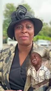 Watch formality. Leader of the opposition arrives 😊😆😂🤣😁, PM Dickon  Mitchell please lend her your security detail next time if "The boyfriend"  doh strip her before next year's budget.