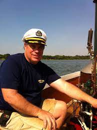 Captain And Maker Of The Linda Lue Steamboat Dallas Tx Steam Boats Captain Steamboats