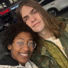 Alexis Wymer's Instagram, Twitter & Facebook