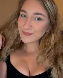 Dailyn Blair Simpson (@dailynbsimpson) • Instagram photos and videos