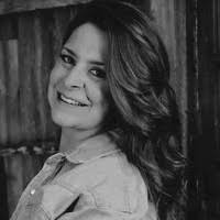 Mariah Walton Cosmetologist