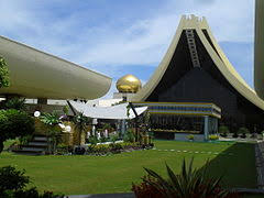Rumah gadang adalah nama untuk rumah adat minangkabau yang merupakan rumah tradisional dan banyak di jumpai di provinsi sumatra barat, indonesia. Rumah Gadang Wikipedia Bahasa Indonesia Ensiklopedia Bebas